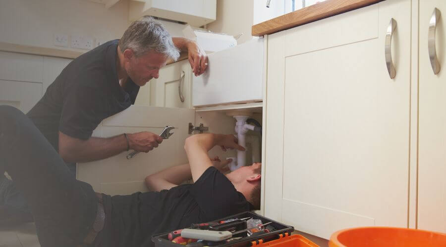 Professional burst pipe repair services in Coffeyville, KS